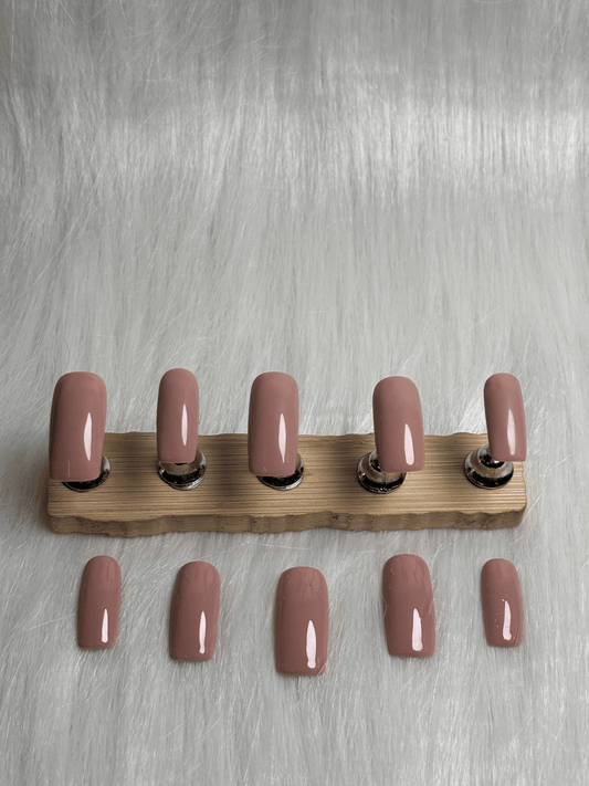 Biscoff Nails